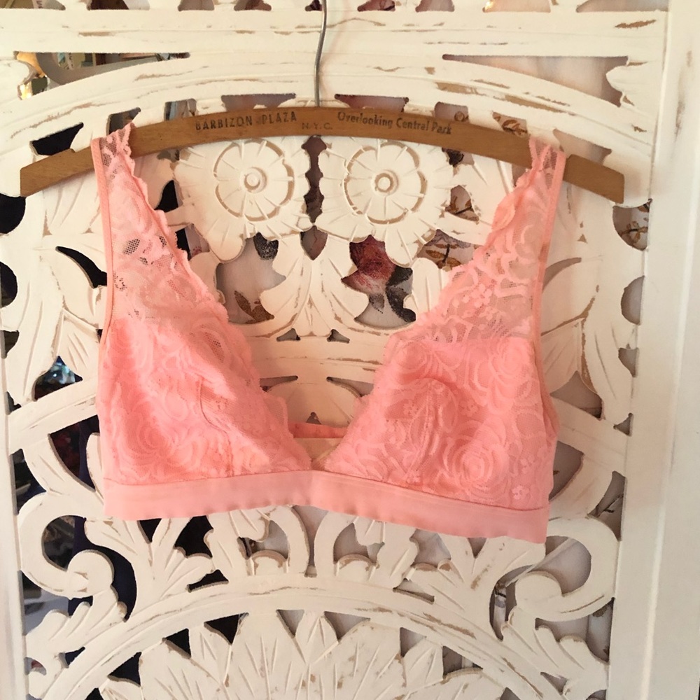 PINK bra